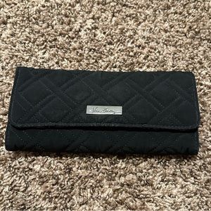 Vera Bradley Black Moon Drop Tri Wallet